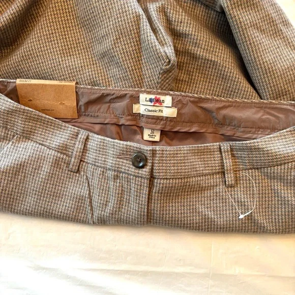 NWT L.L. Bean Classic Fit Petite Tan dress Pants SZ 12 P - Picture 5 of 10